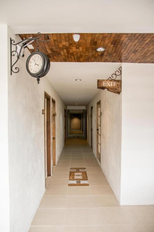 Hotel Avenija Olongapo Zewnętrze zdjęcie