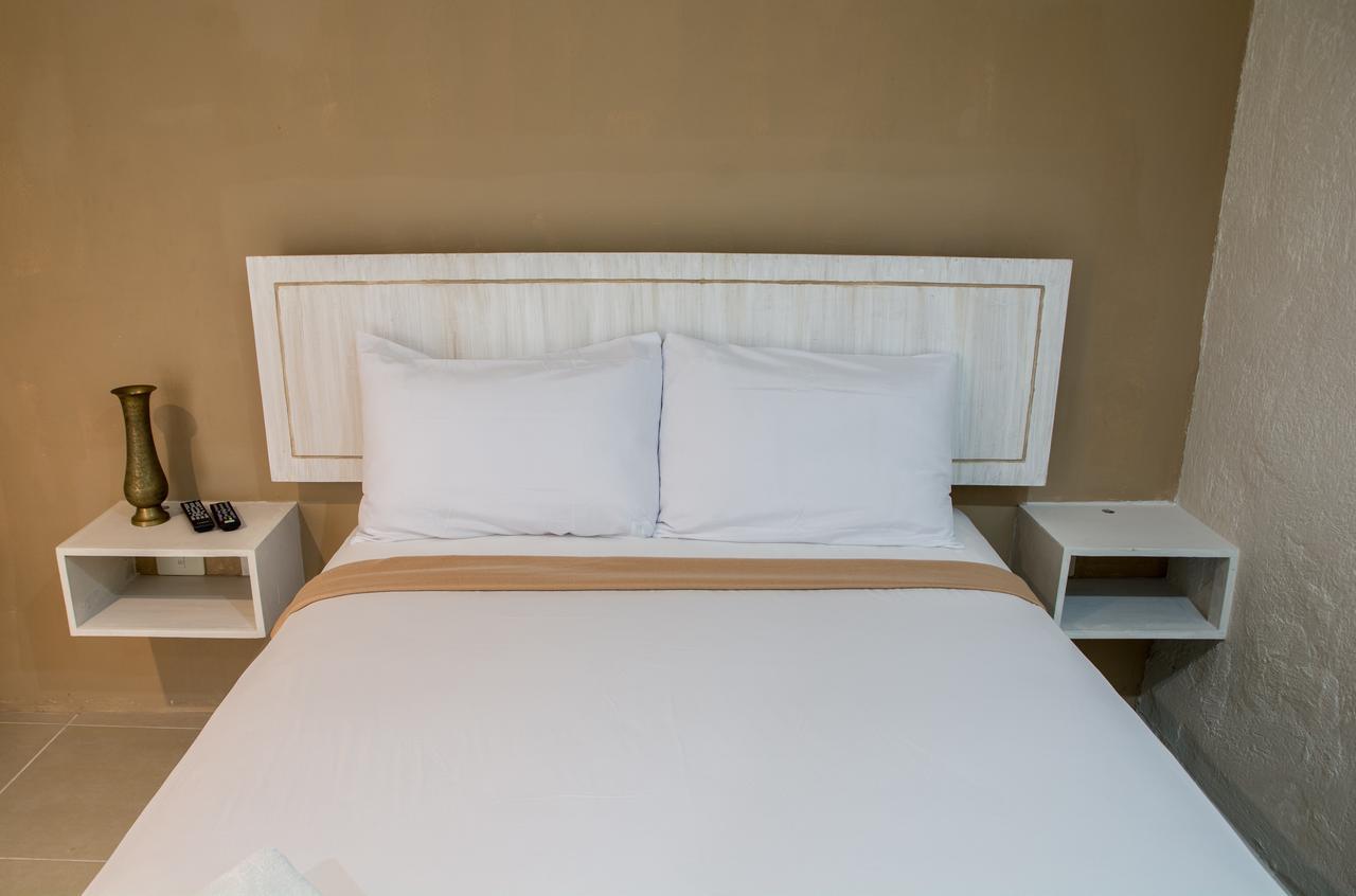 Hotel Avenija Olongapo Zewnętrze zdjęcie